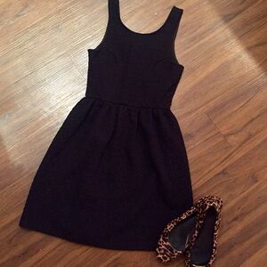 Everly Black Sleeveless Dress